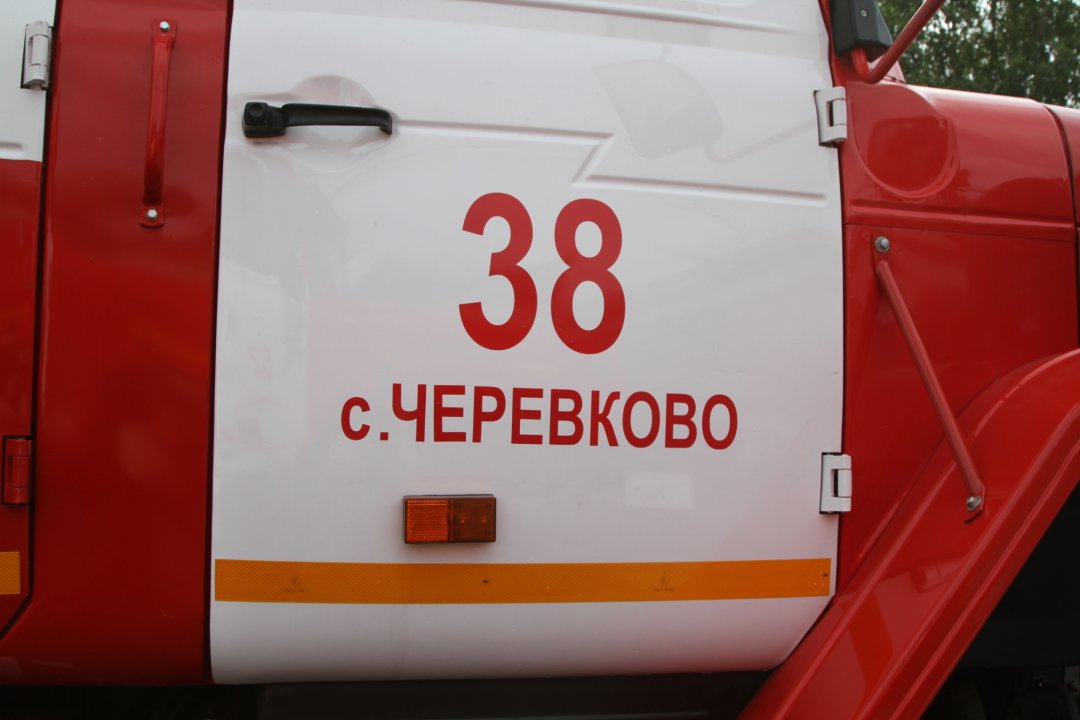 Пожарные подразделения выезжали на пожар в Красноборском МО